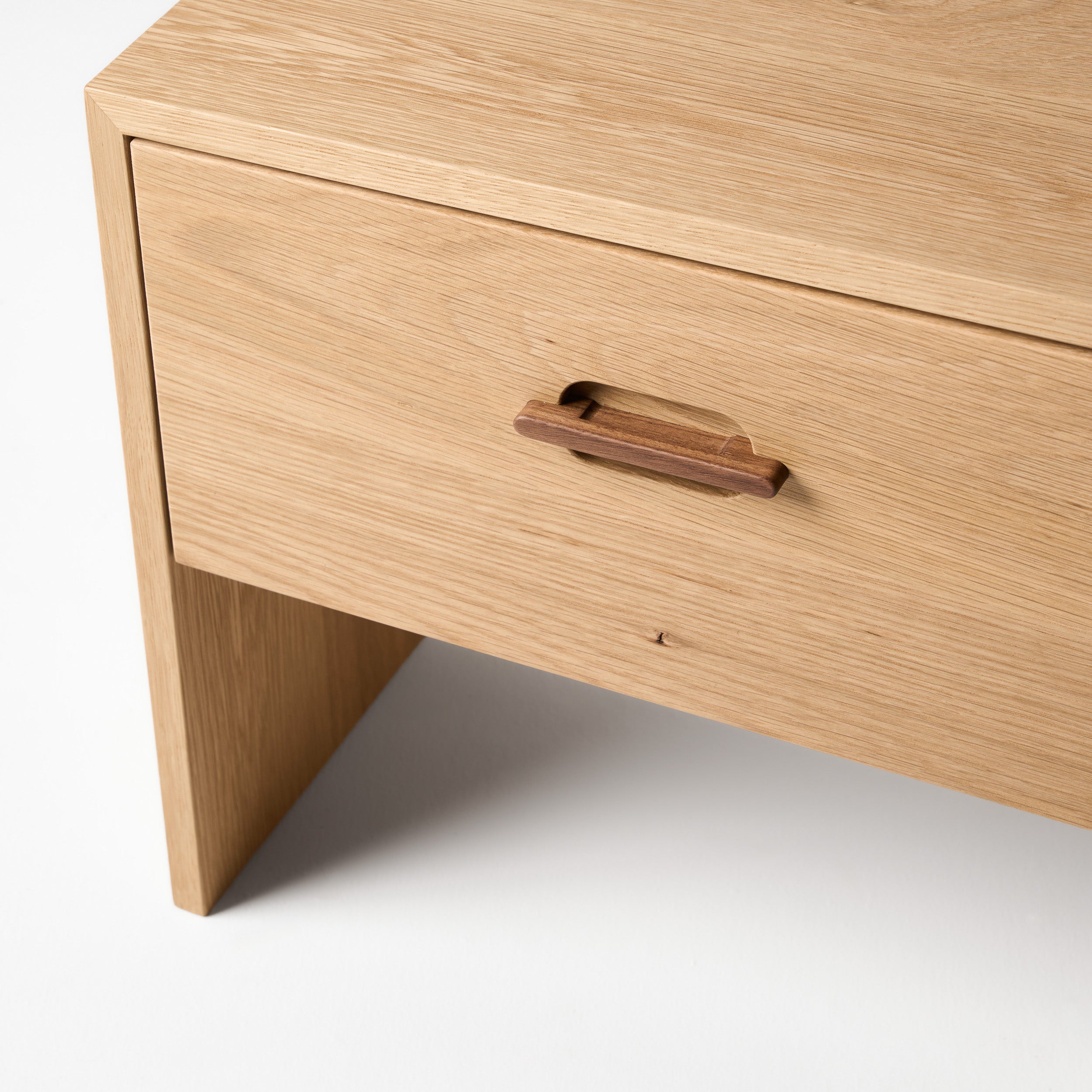 Ayda Bedside Table