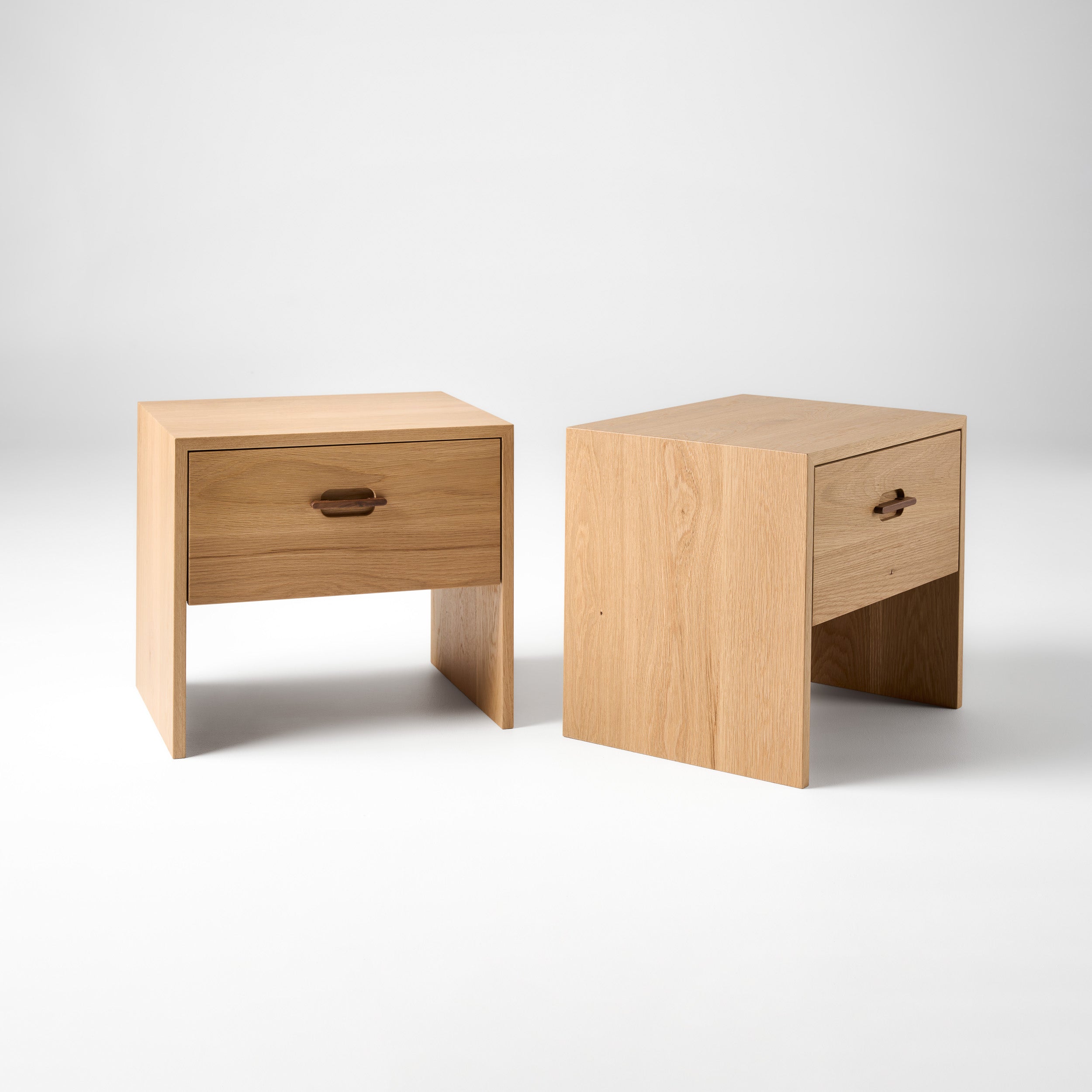 Ayda Bedside Table