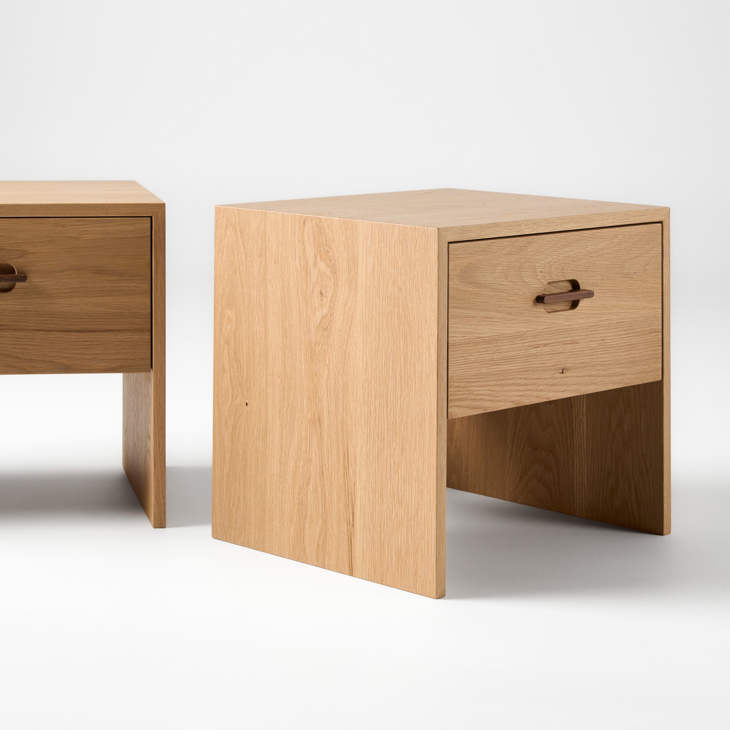 Ayda Bedside Table