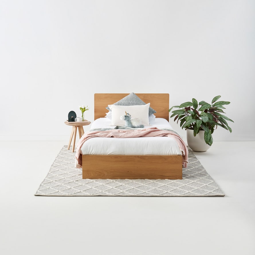 2019-05-024761_SQUARE-min