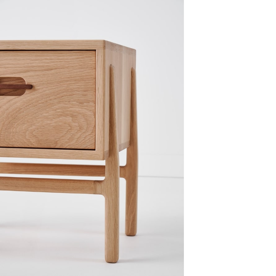 asta-bedside-table-mubu-oak1