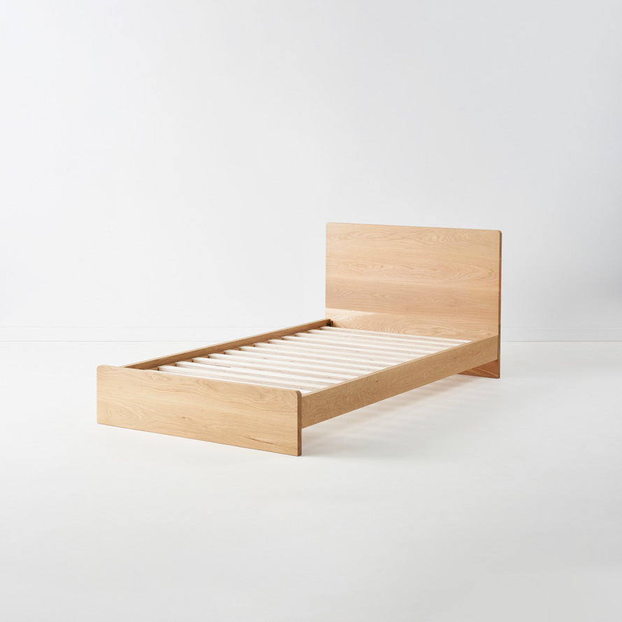 Maya-Bed-Am-Oak-Mubu3