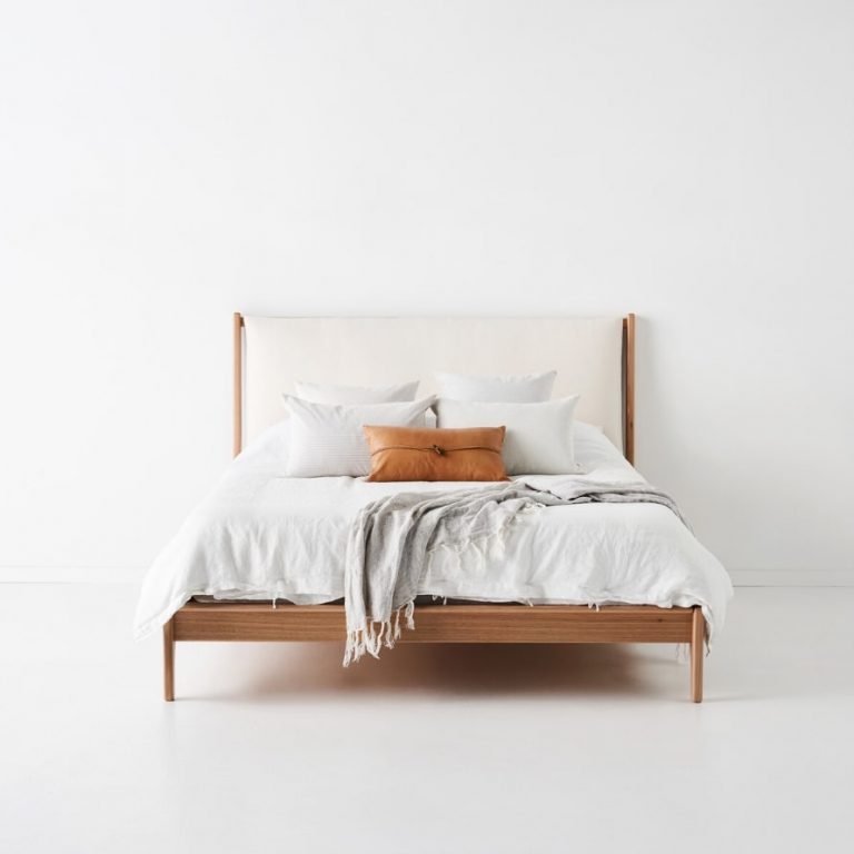 Millie Timber Bed